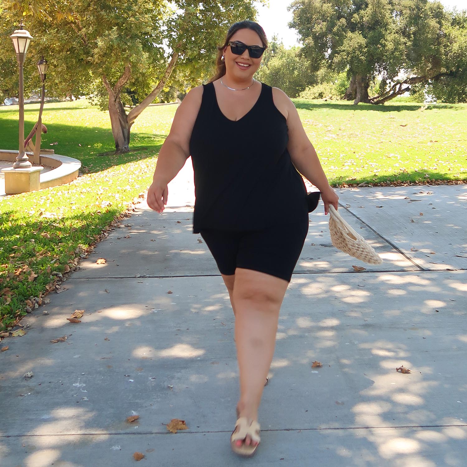 Itzel - Size F