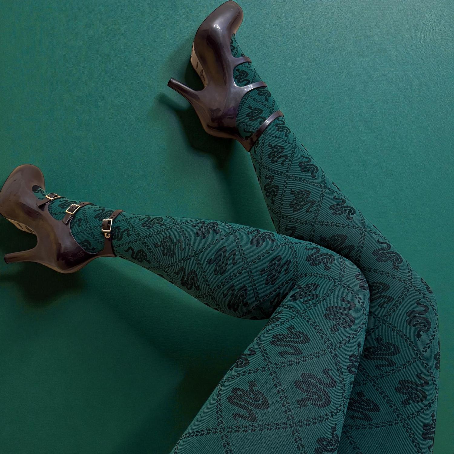 Opaque 80 Denier Tights - Corra Snakes - Foliage Green