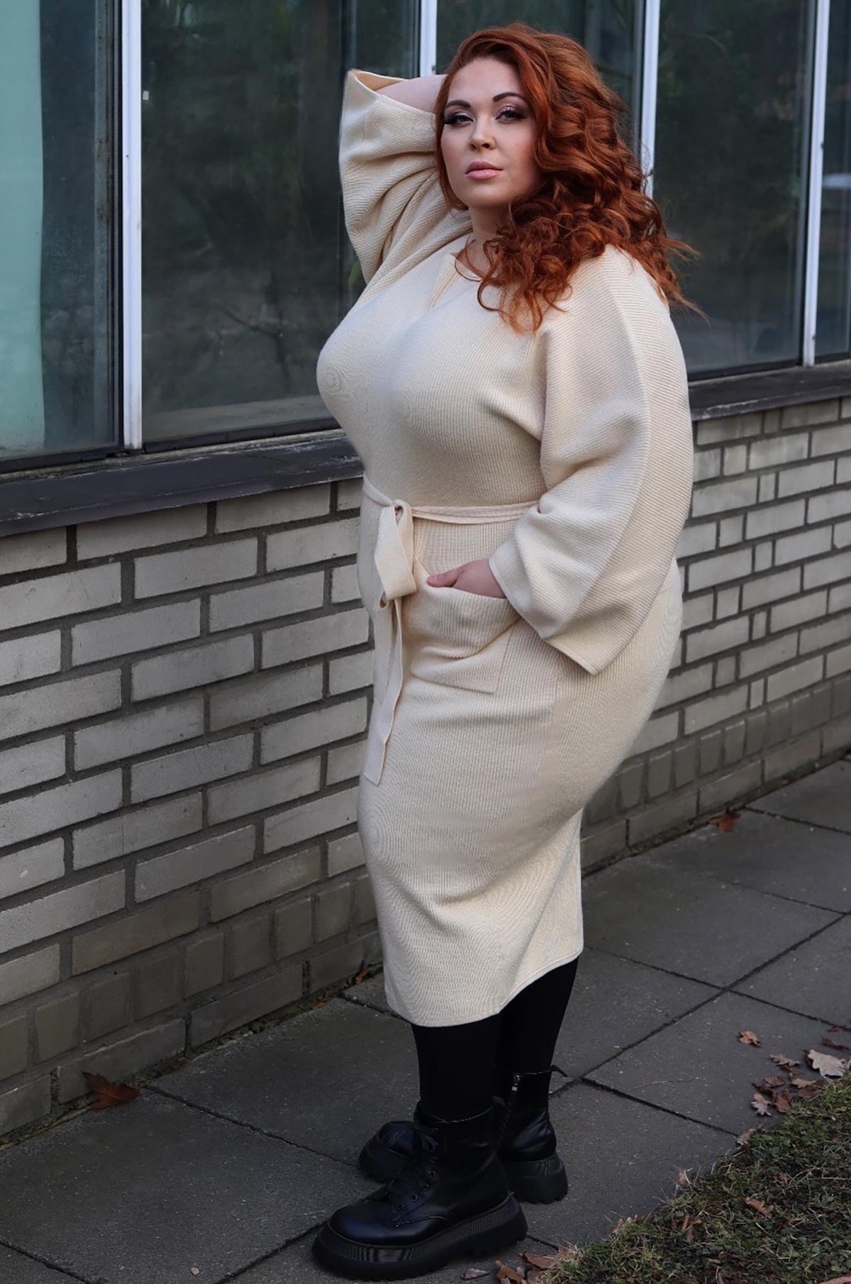 Pavlina, 5'4