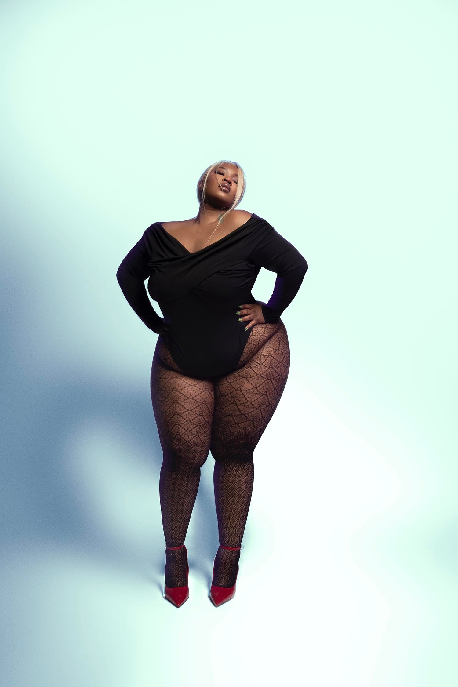 Shake The Room Fishnets