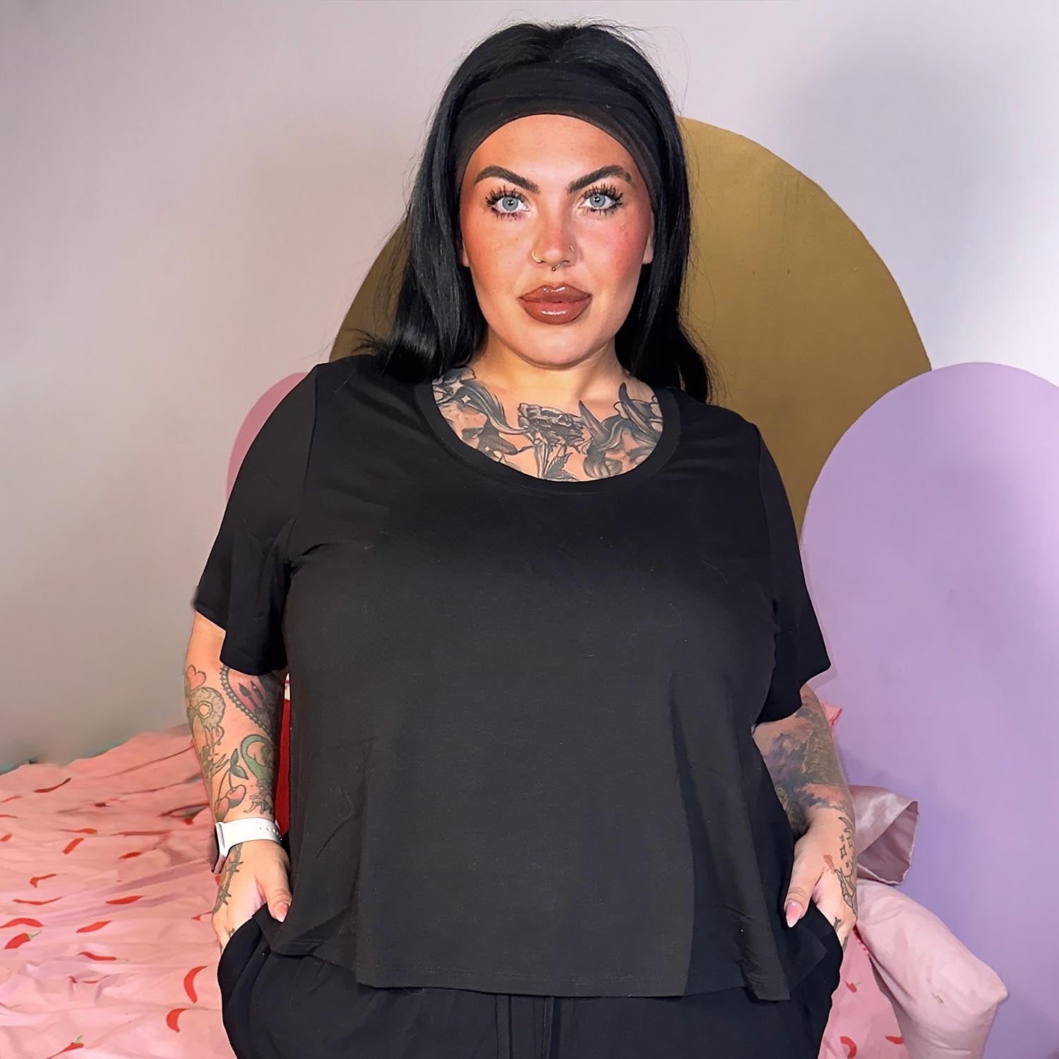 Viscose Scoop Neck T-shirt - Black