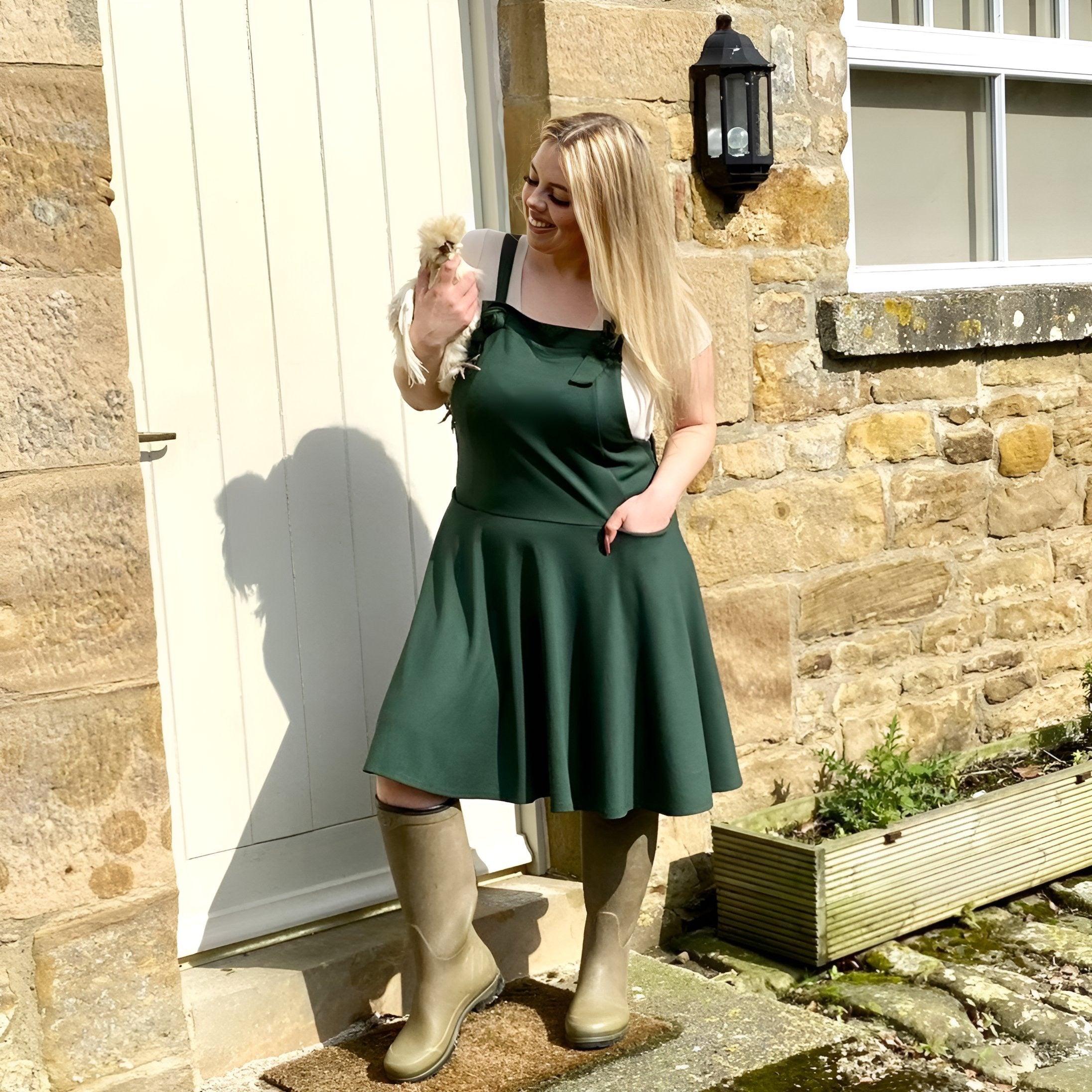 Snagafore Pinafore Dress - Hit the Bottle Green