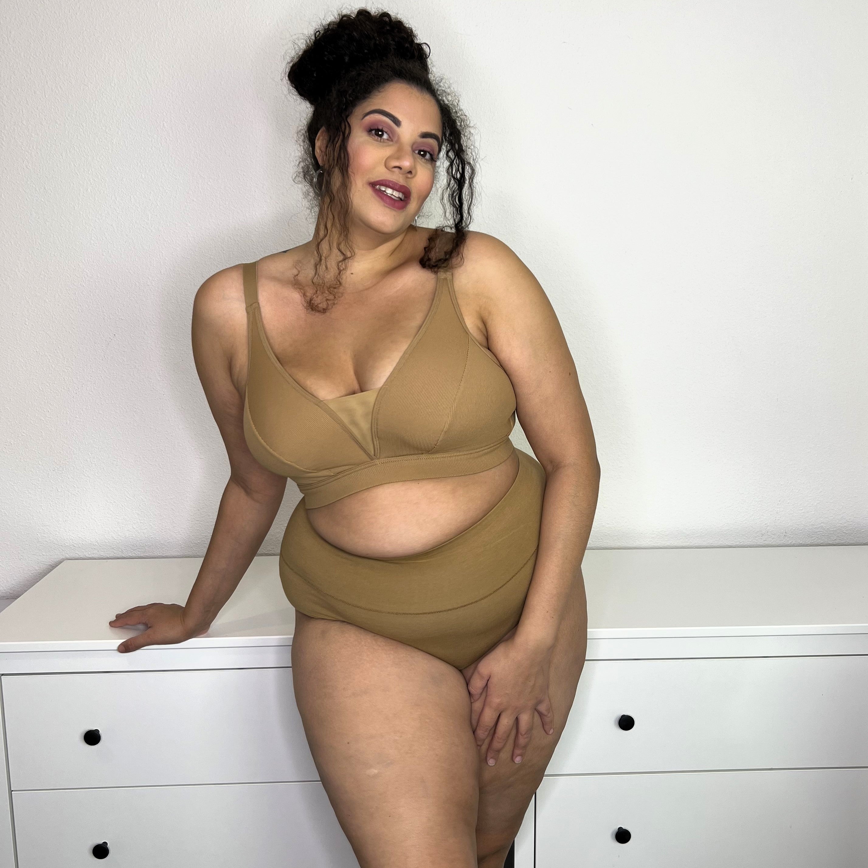 Full Cup Bra, None Wired - Caramel - Snag – Snag US