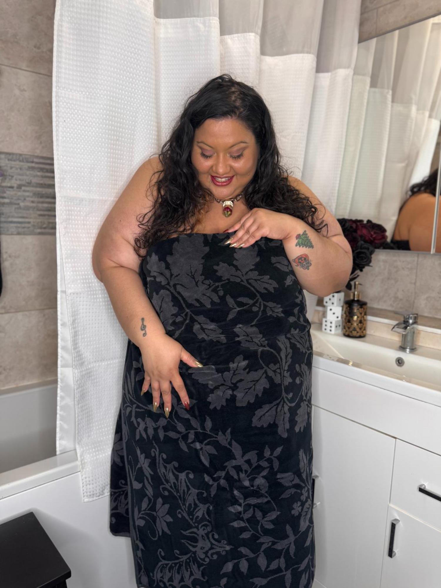 Plushie Towel - Floral Bats