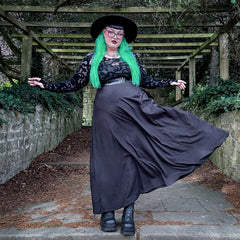 Emma - 5ft 7 - Size E
