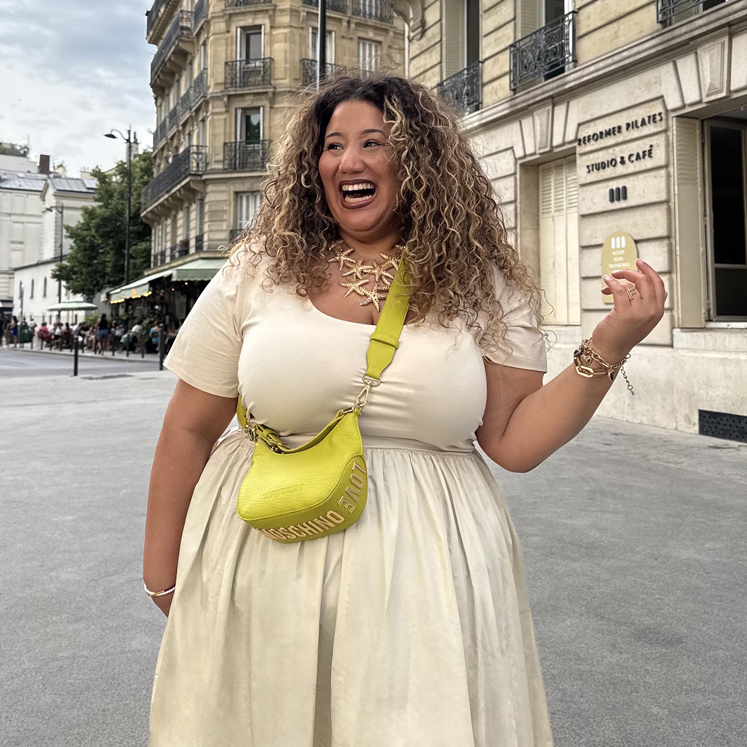 Fadela, 5ft 5in / 165cm - Size H