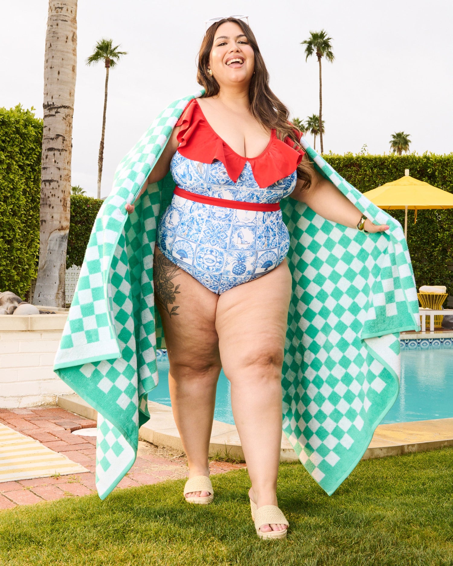 Itzel - Size F