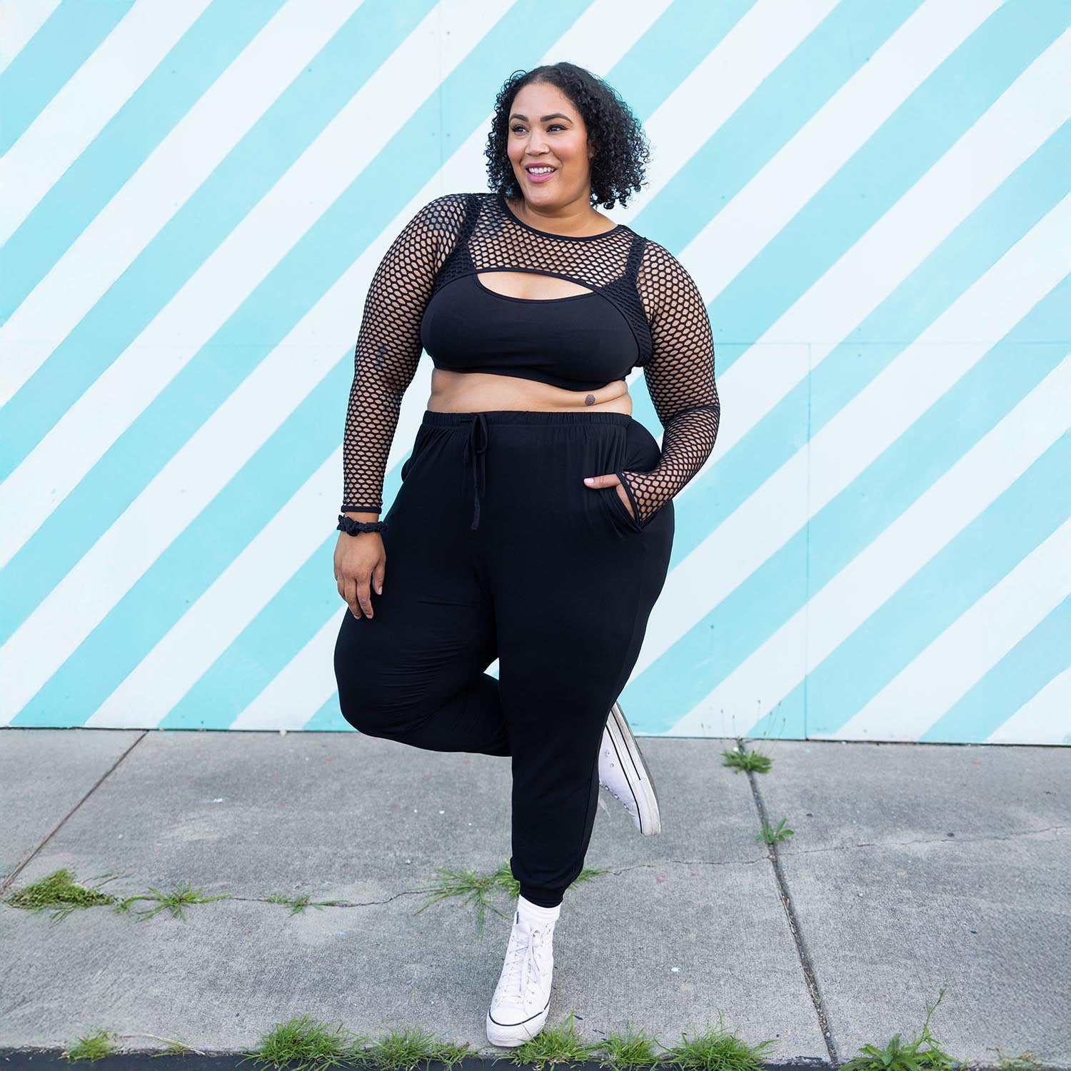 Larrissa - Size F