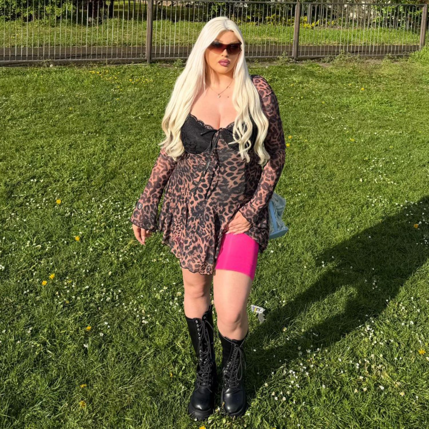 Stay Cool Chub Rub Shorts - Pink Peacock