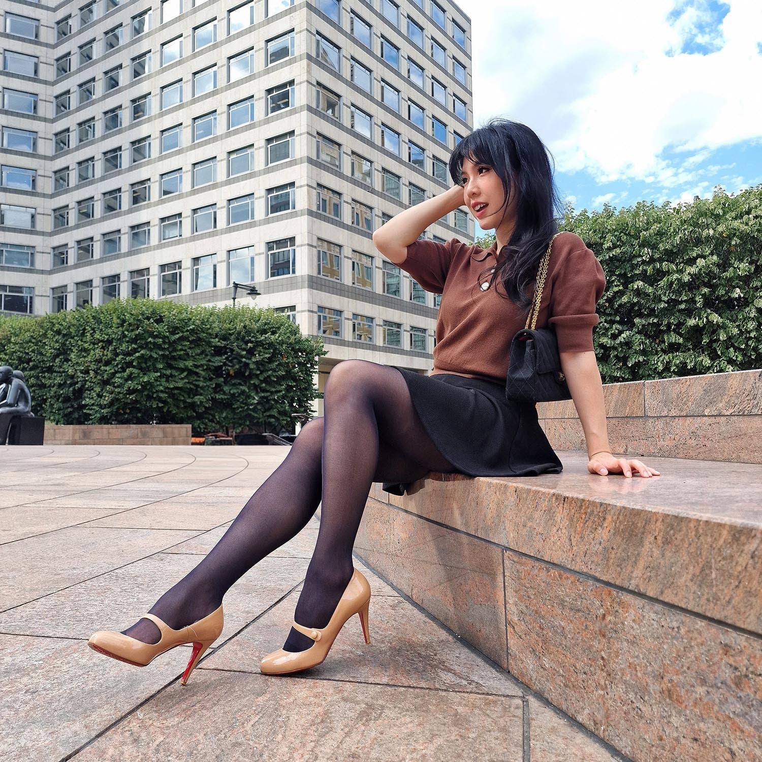 Sheer 30 Den Halo Tights - Liquorice