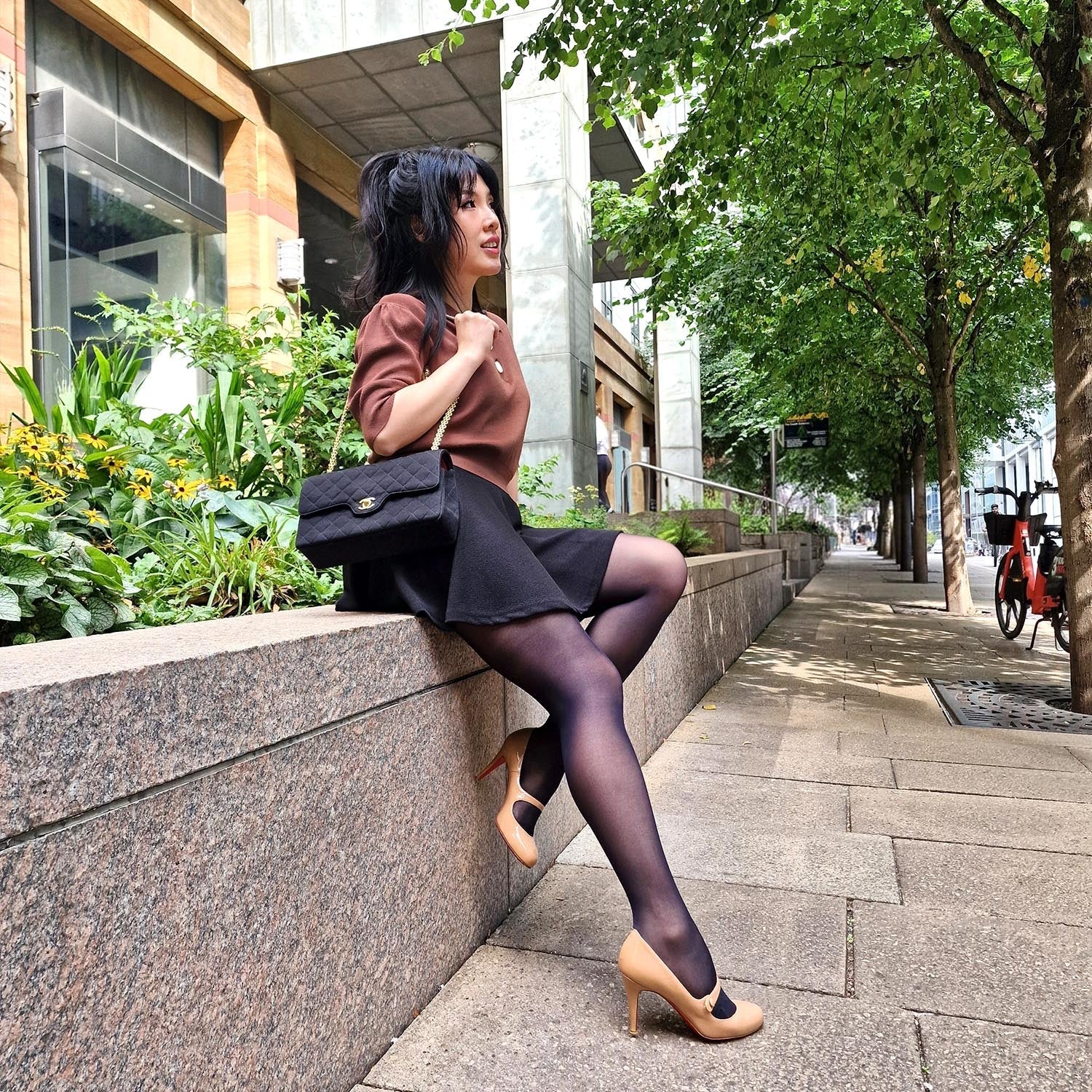 Sheer 30 Den Halo Tights - Liquorice