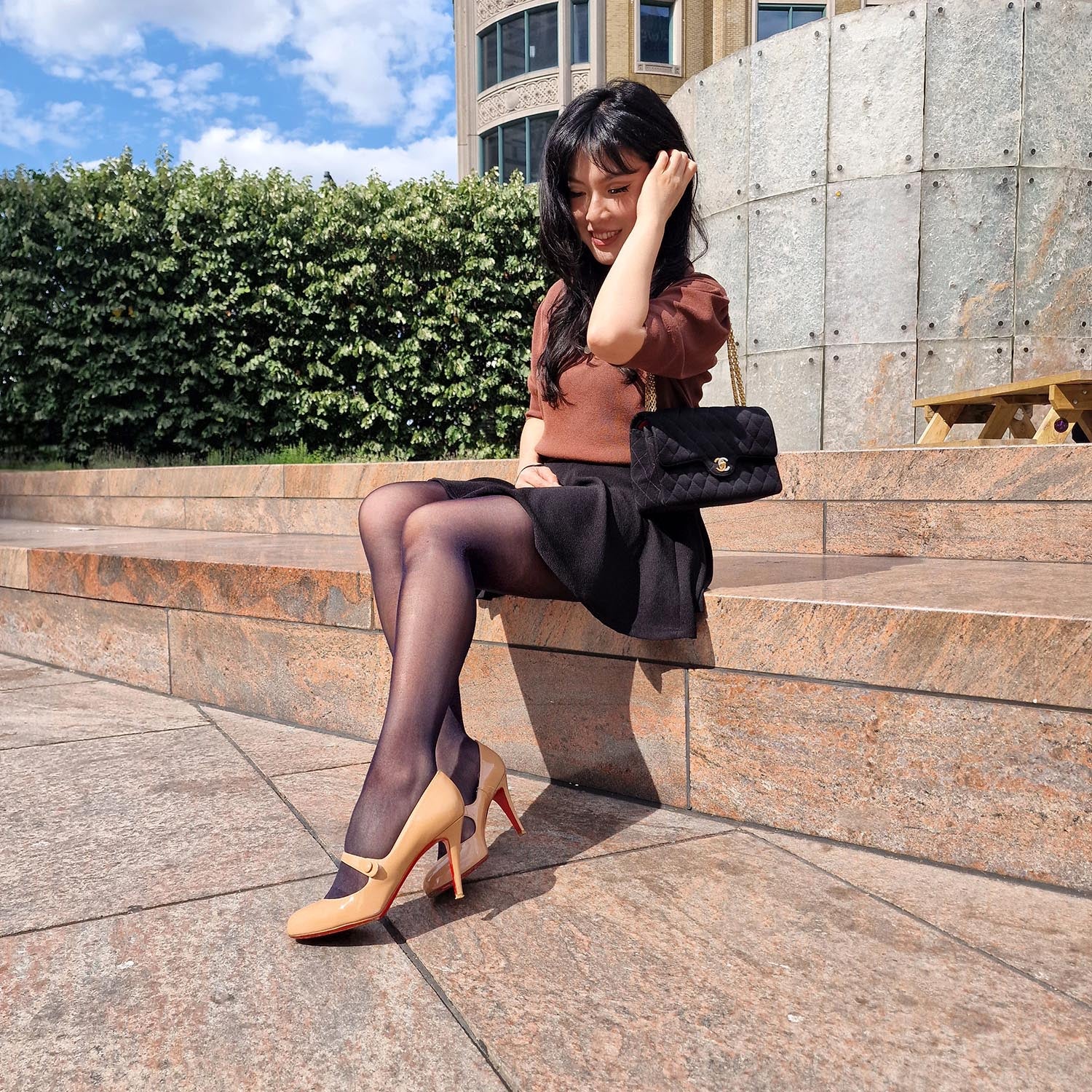 Sheer 30 Den Halo Tights - Liquorice