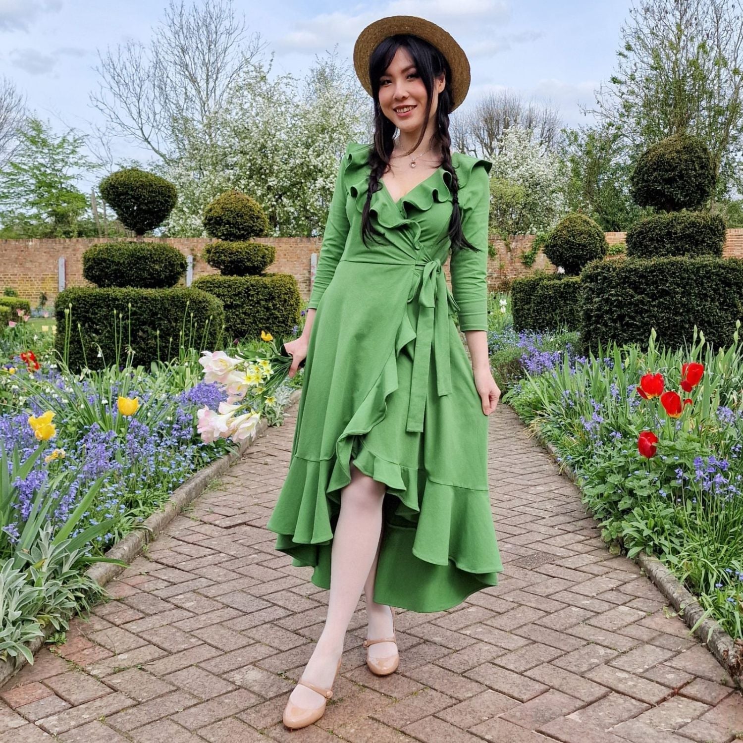 Snag Frill Wrap Dress in Meadow Green D 8 10