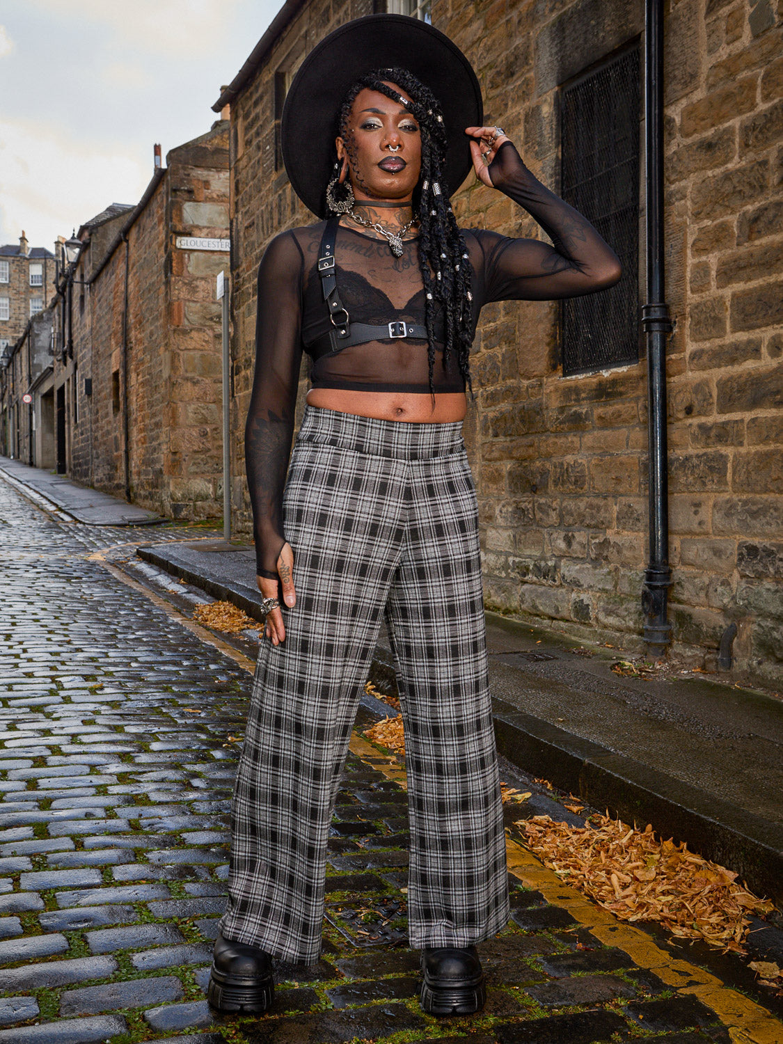 Black & Grey Plaid Wide-Leg Trousers | Snag – Snag US