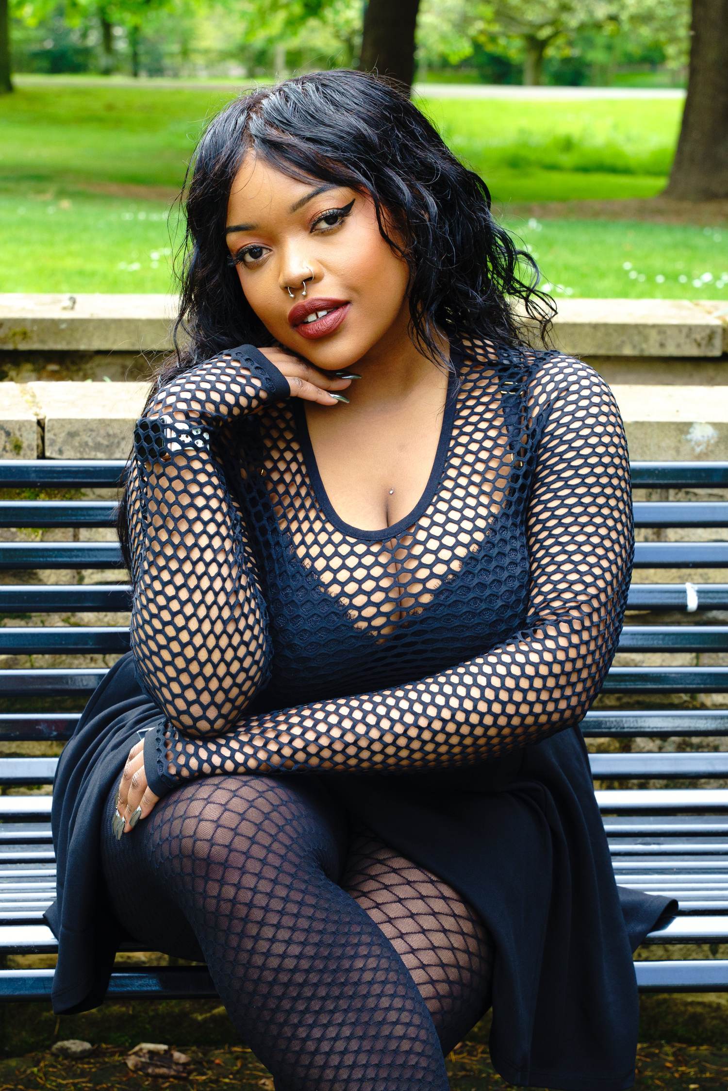 Alanis Full Fishnet Cropped Top – Black D (8-10)