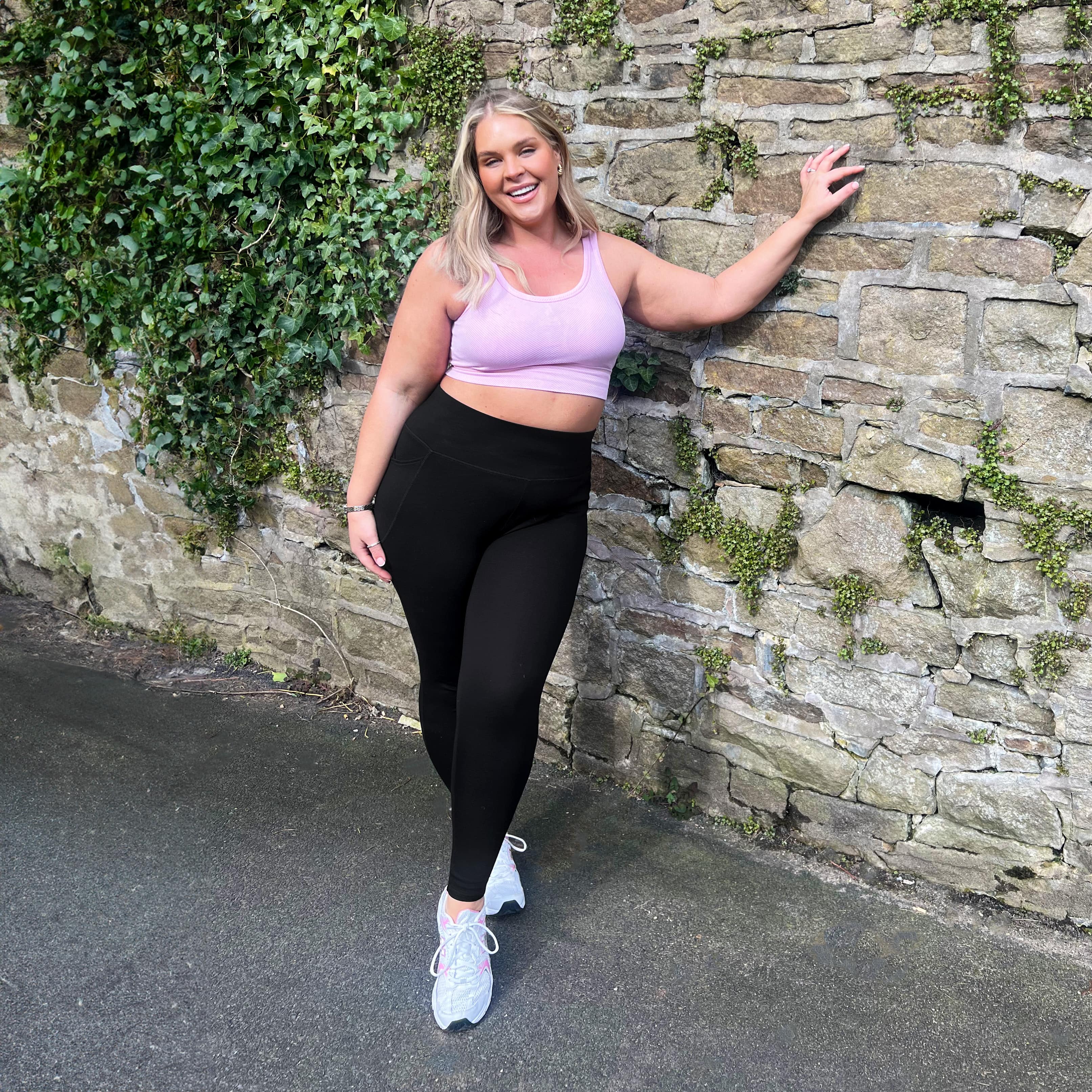 Squat-Proof Leggings in Black | High-Quality & Opaque | Snag – Snag US