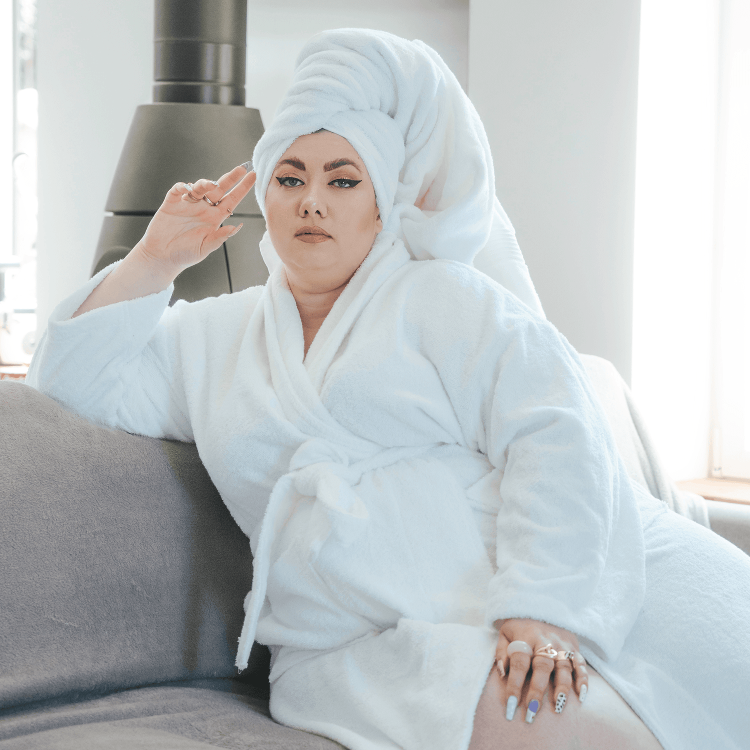 Floof Bath Robe - White