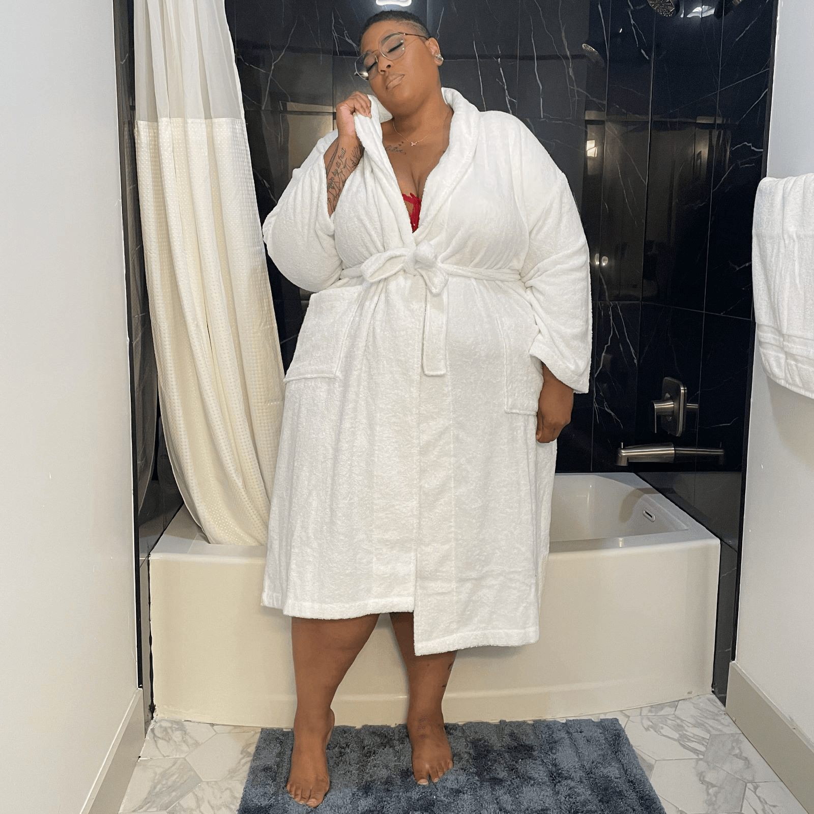 Luxury Large Bath Robe in White - Snag – Snag US