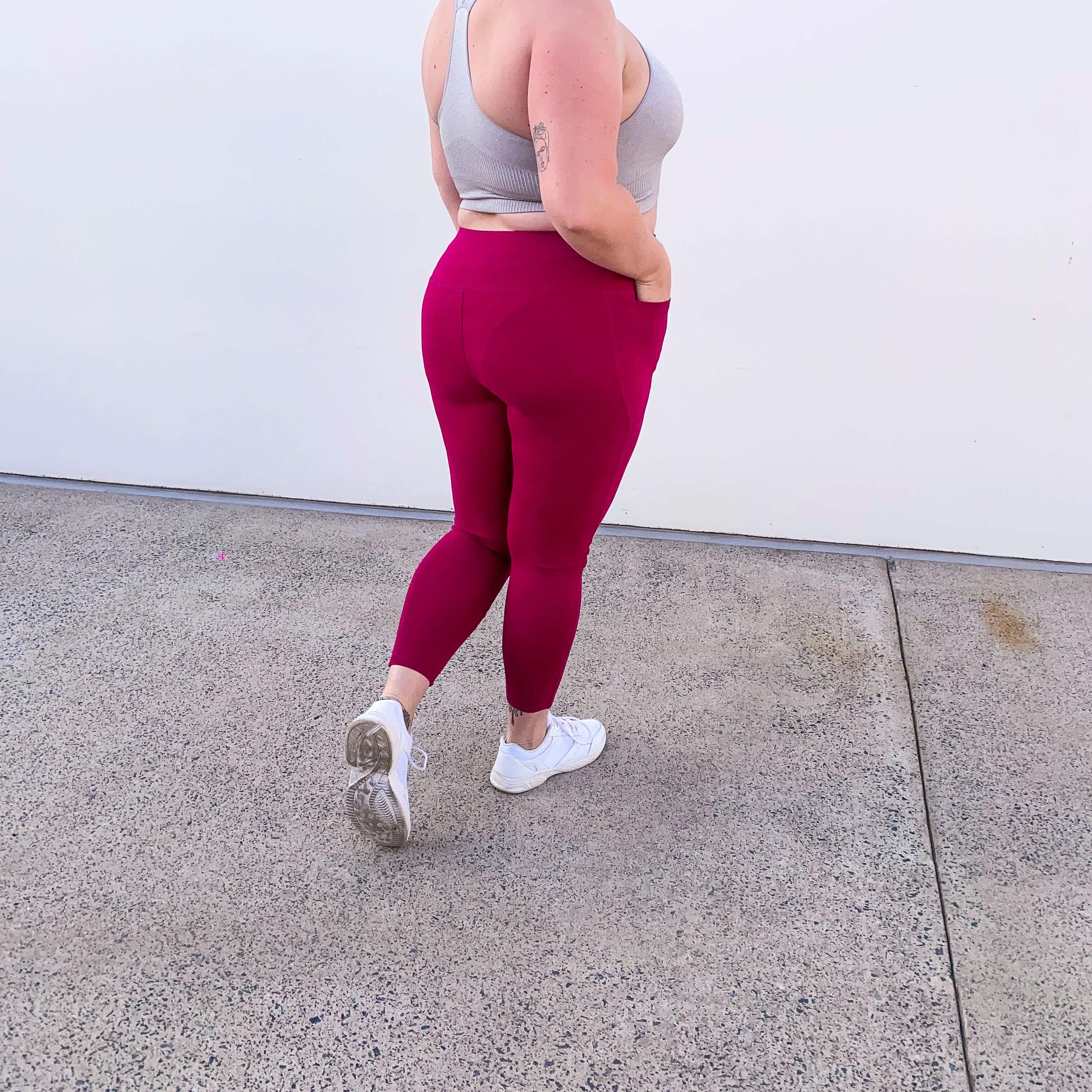 Pink Encounter Women's Capri Yoga Pants